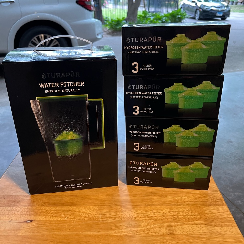 Turapur Hydrogen Water Pitcher & 12 Filters | New in Box - Retails for $300